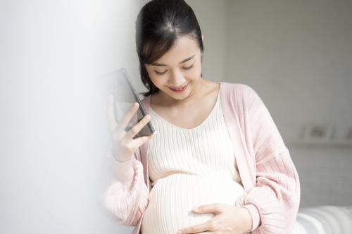 孕婦孕期科學(xué)的飲食攻略，哪些多吃？哪些少吃？